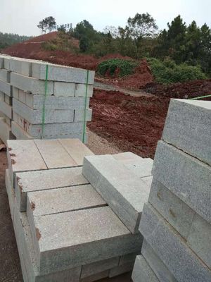 衡陽白麻色花崗巖路沿石、 芝麻白路沿石規格700*300*1產品圖片,衡陽白麻色花崗巖路沿石、 芝麻白路沿石規格700*300*1產品相冊